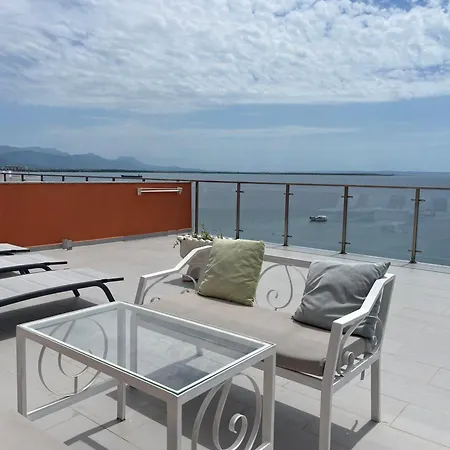 Apartment S3 1 *